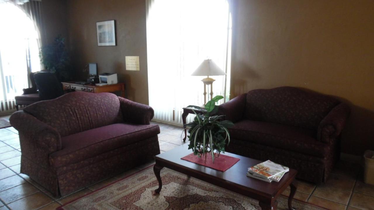 Red Roof Inn & Suites Oklahoma City Southwest ภายนอก รูปภาพ