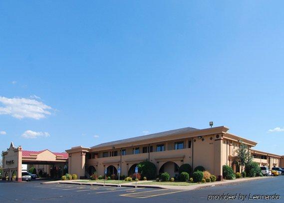 Red Roof Inn & Suites Oklahoma City Southwest ภายนอก รูปภาพ