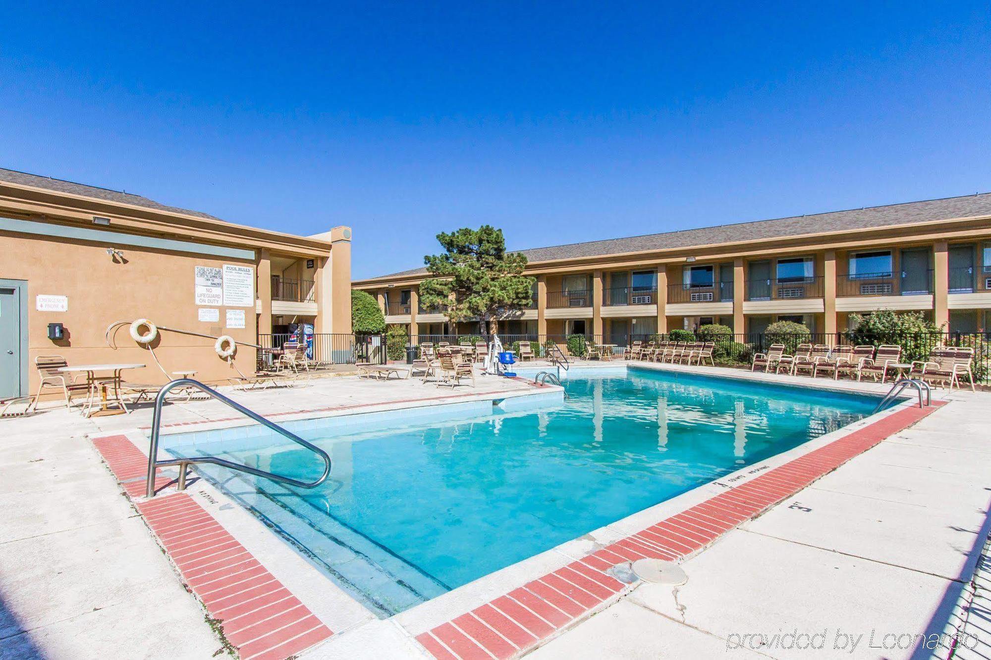Red Roof Inn & Suites Oklahoma City Southwest ภายนอก รูปภาพ