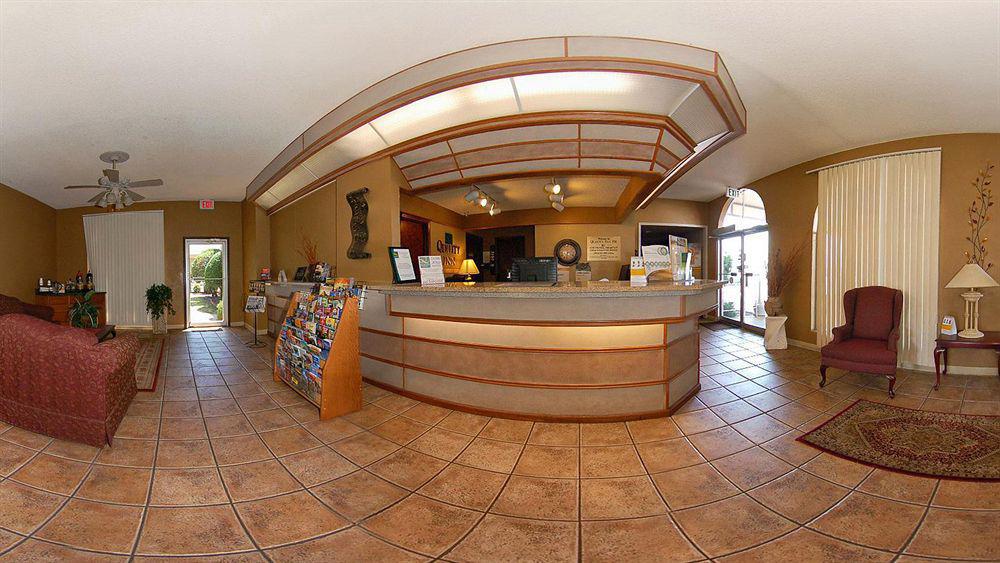 Red Roof Inn & Suites Oklahoma City Southwest ภายนอก รูปภาพ